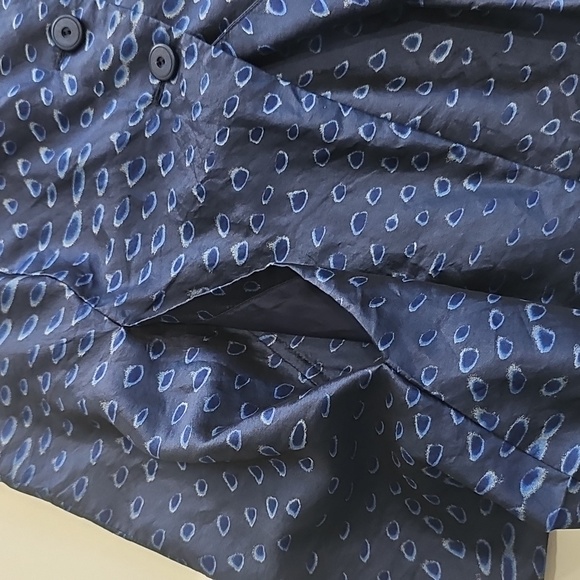 Escade Elements Silk Navy Blue  Womens Seelves Top Size US M  European 42 - Picture 10 of 10